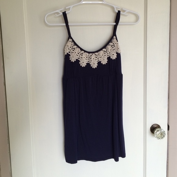 Tank top - Picture 1 of 4