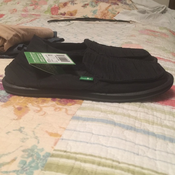 Sanuk Shoes