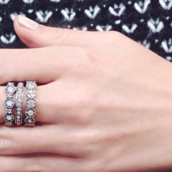 🆕 (3pc Set) Antique Stack Rings - Picture 3 of 4