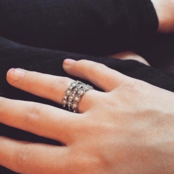 🆕 (3pc Set) Antique Stack Rings - Picture 4 of 4