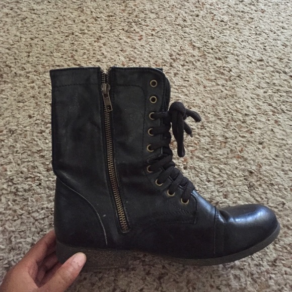 Madden girl combat boots