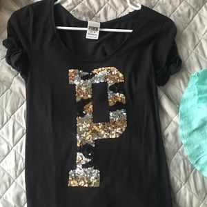 XS Victoria secret PINK scoop neck tee