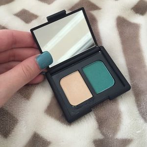NARS Misfit Eyeshadow Duo