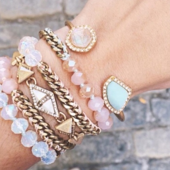 🆕 Pale Pink/Blue Statement Cuff - Picture 2 of 2