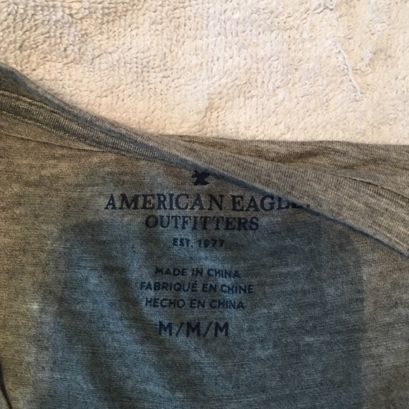 American Eagle crop top! - Picture 2 of 3