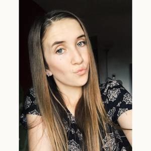 Meet your Posher, Julia