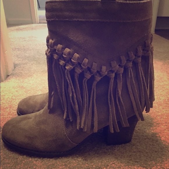 Fringe leather boots