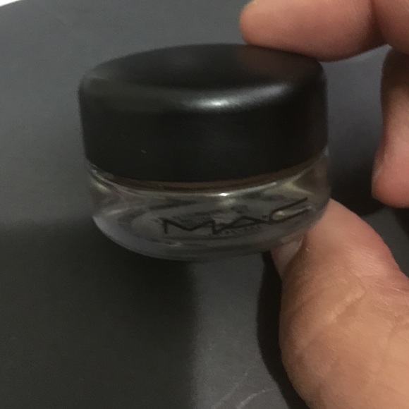 Mac paint pot