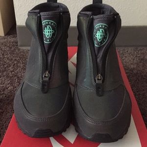 Nike Huarache Boots Size 5.5