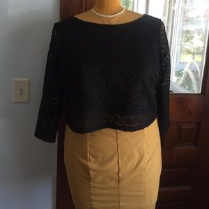 Black lace crop NWOT Lane Bryant 18/20
