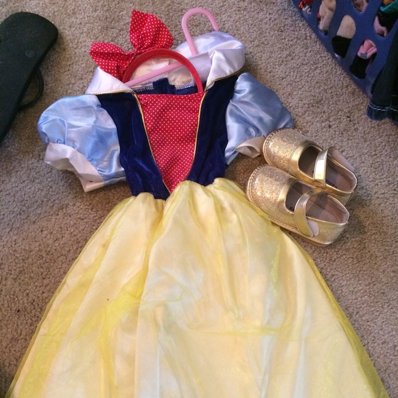 Snow White dress Halloween