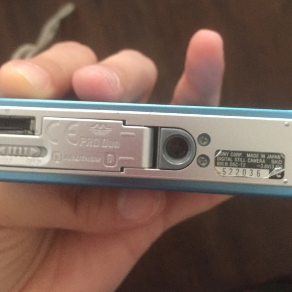 Sony digital camera - Picture 4 of 4