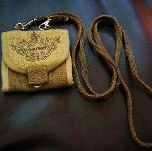 Prana satchel/wallet