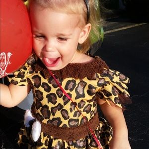 Halloween costume small 18m - 2t toddler cave girl