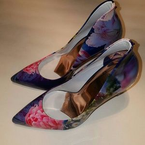Ted Baker 'Savenniers' Stiletto heeled court