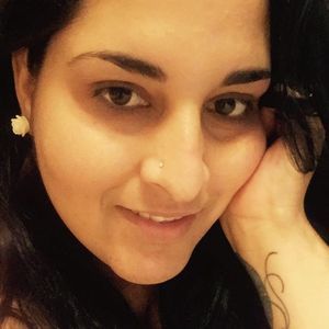 Meet your Posher, Ely