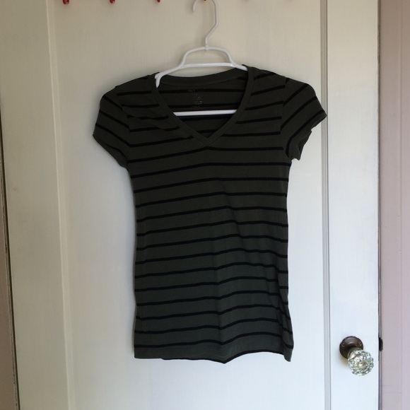 T shirt - Picture 1 of 3