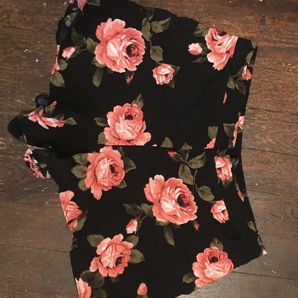 Floral print shorts