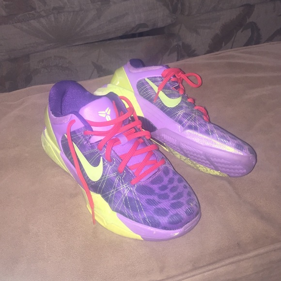 kobe bryant special edition shoes