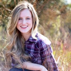 Meet your Posher, Zoie