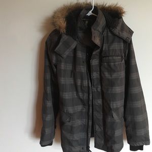 BILLABONG SNOWBOARD/SKI JACKET