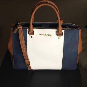 Michael Kors Large Tri-tone Sutton
