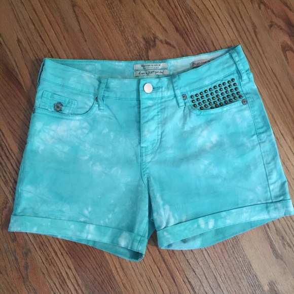 Maison Scotch Boyfriend Fit Shorts