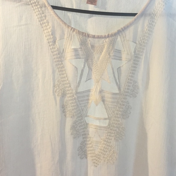 Top - Picture 3 of 3