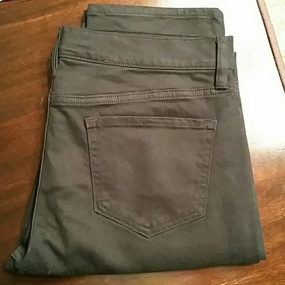 Old navy The Sweetheart jeans. (Newly marked down then being donated)