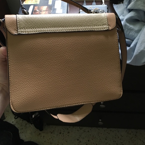 Khaki Guess leather fringe shoulder bag - Picture 3 of 3