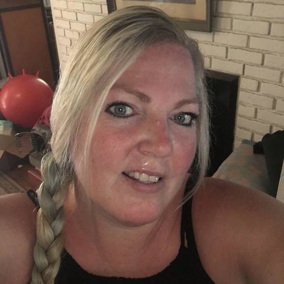 Meet your Posher, Stacey - Picture 1 of 1