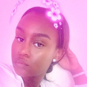 Meet your Posher, Briana