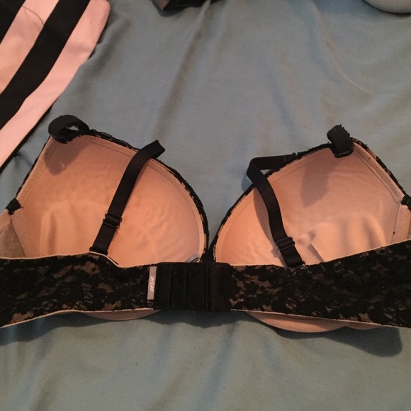 Aerie black lace push up bra - Picture 2 of 3