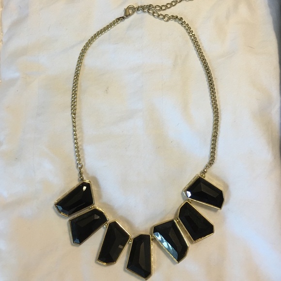 Francesca's black and gold statement necklace - Picture 2 of 2
