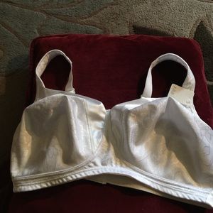 Playtex 18 Hr. New tag