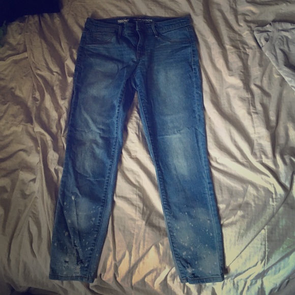 Mossimo Supply Co. Denim - Mossimo mid rise jegging crop