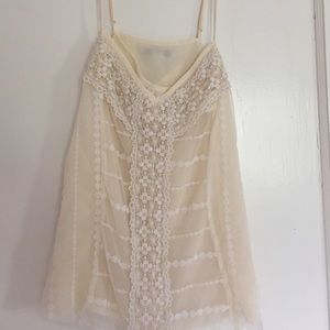 Lace detail tank top