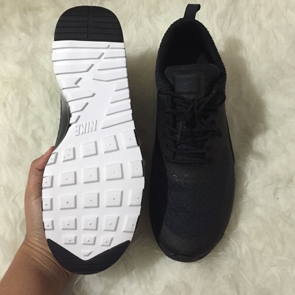 Women's Nike Air Max Thea Ombré. - Picture 3 of 4