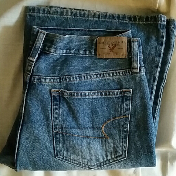 American Eagle hipster jeans (Newly marked down, then being donated)