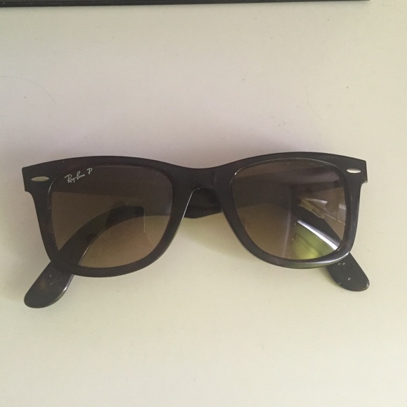 Authentic Wayfarer Raybans