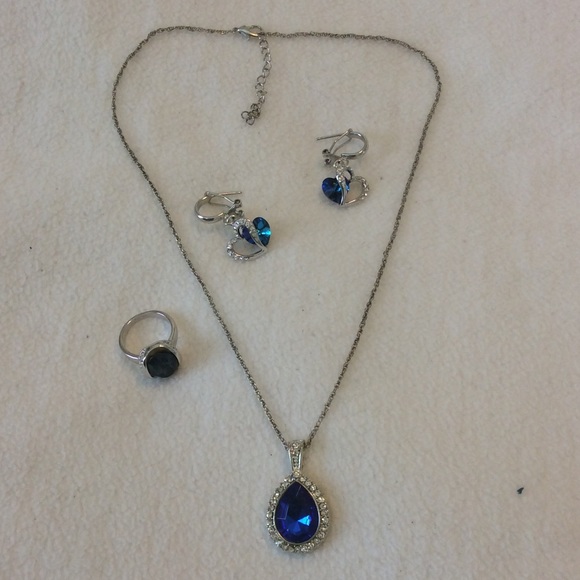 ⭐️FINAL SALE⭐️ Sapphire blue set