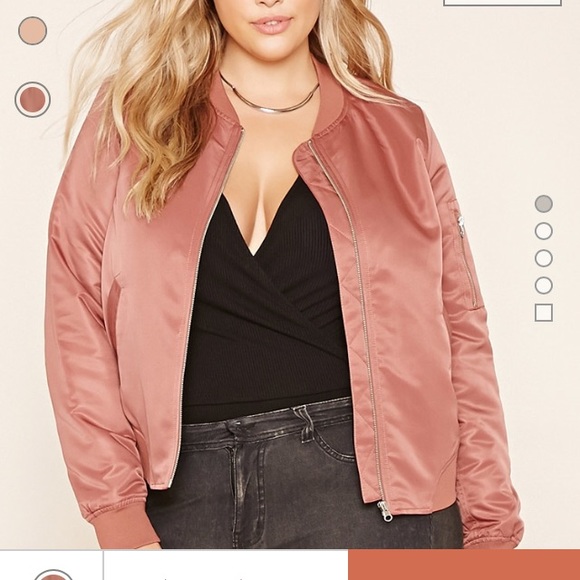 ✨PLUS SIZE PADDED BOMBER JACKET ✨