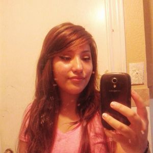 Meet your Posher, Isabel