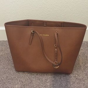 Michael Kors tote