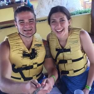 Meet your Posher, Caroline