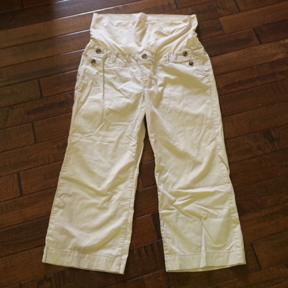 Like new Gap Maternity khakis