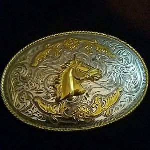Western style belt buckle