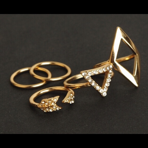 5 Piece Gold Tone Fashion Ring Set - Picture 2 of 2