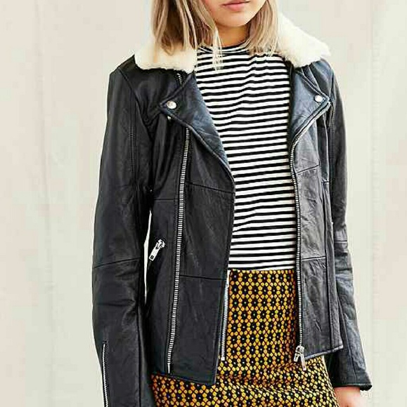 Pelechecoco Hepburn Leather Jacket