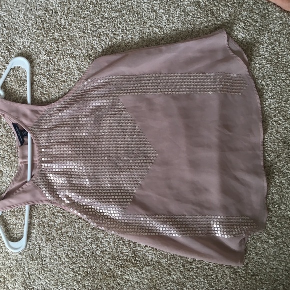 Pale pink and silver sequence tank top - Picture 2 of 3